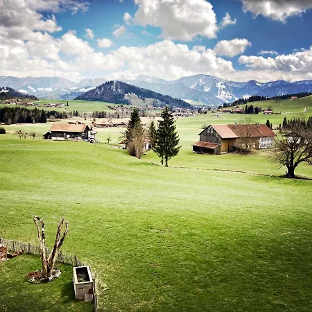 Oberstaufenblick.allgaeu 公寓 *